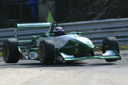 Taylor beats Courtney to F3 pole.