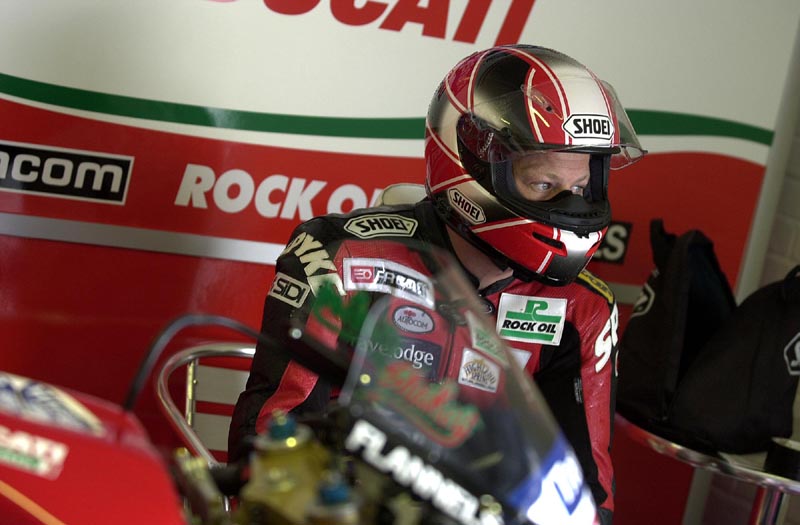 Rizla makes champ'ship progress at Rockingham.