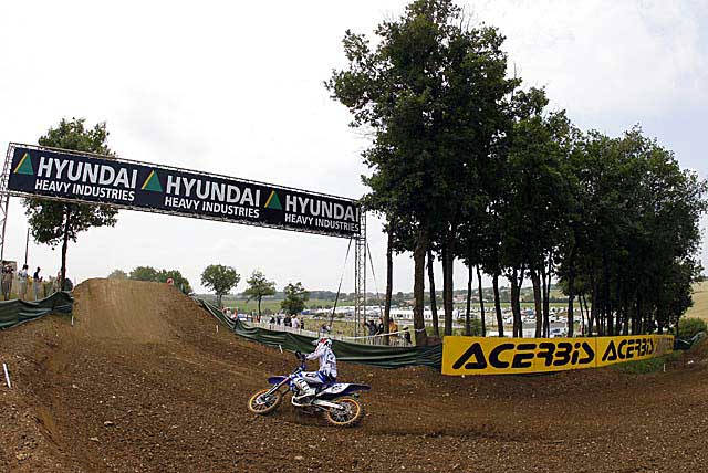 Carmichael goes for final Red Bud National win.