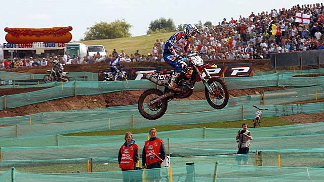 Agony for Coppins, ecstasy for Cairoli.