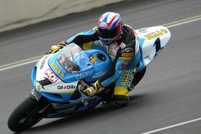 Suzuki GB select 2002 GSX-R Cup competitors.