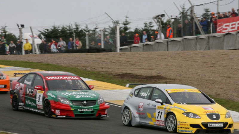 Live BTCC timing this weekend on <I>Crash.net</I>.