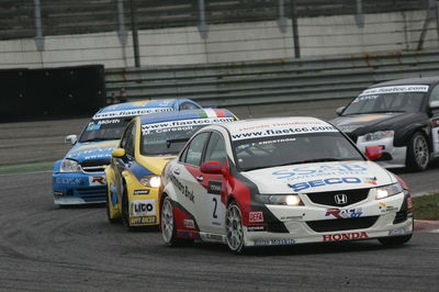 ETC: Bumper field for Touring Car Cup.