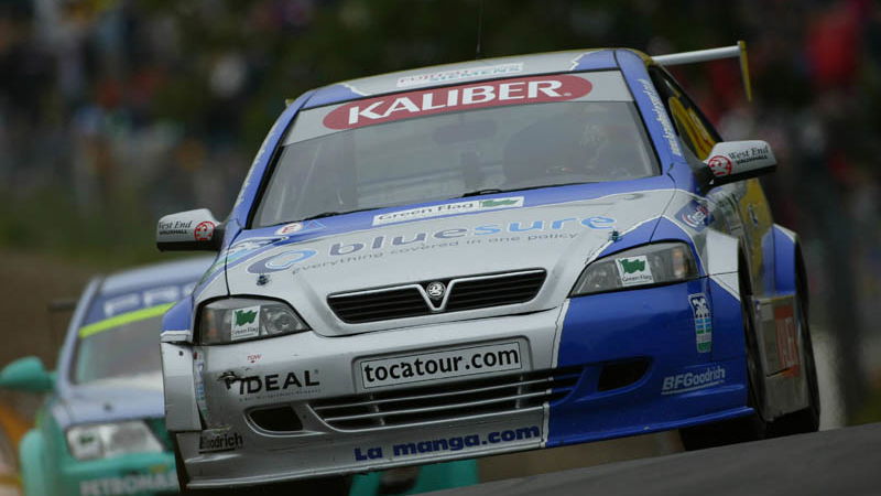 Barwell drivers lose out in Donington carnage.