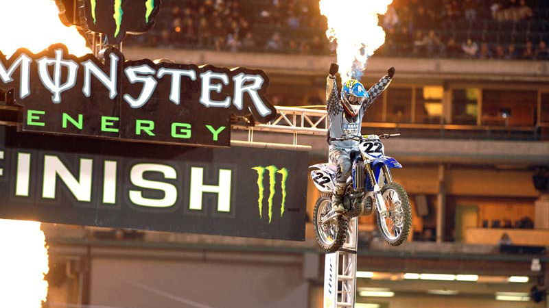 Reed takes AMA crown with 'Vegas victory.