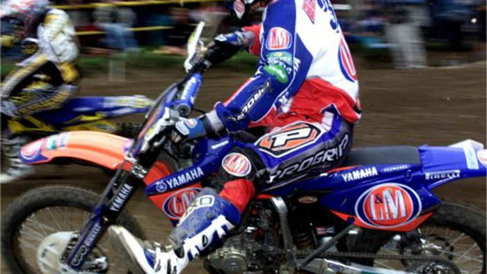 Smets forgets friendship and follows orders.