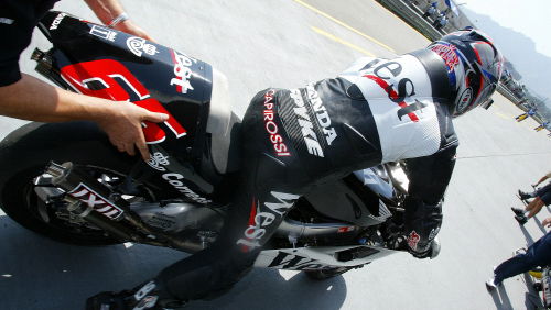 NSR star Capirossi beats Barros.