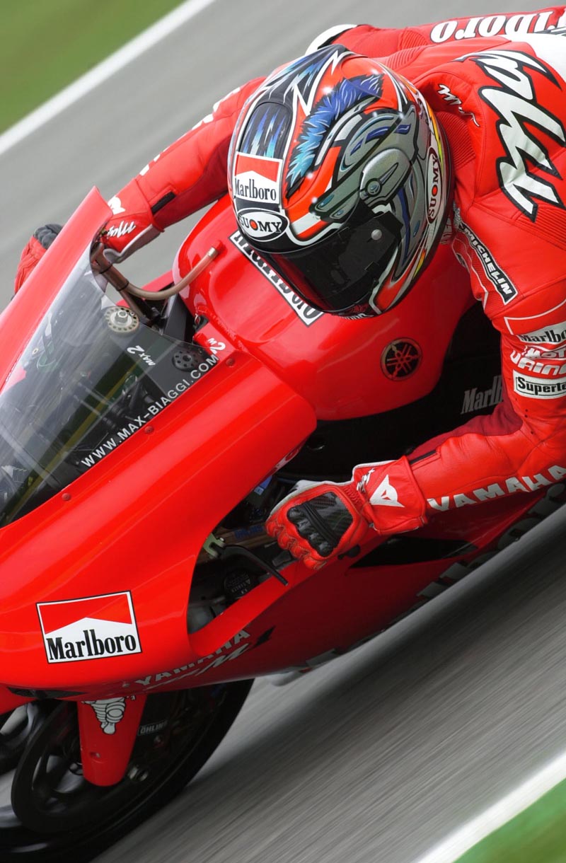 First MotoGP pole for homeboy Kato.
