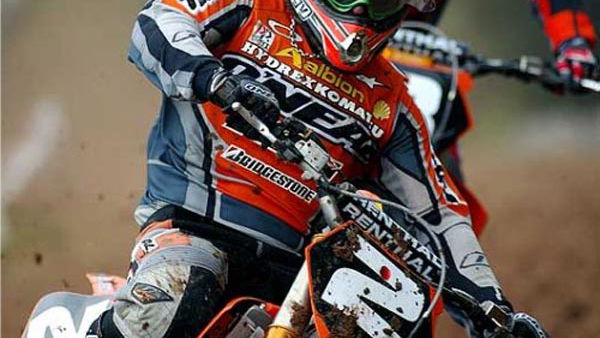 Sword double throws British 125 Championship open.