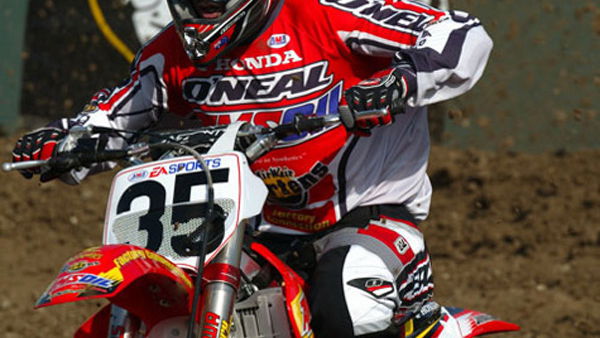 Metzger flips as Byrne takes Sheffield honours.