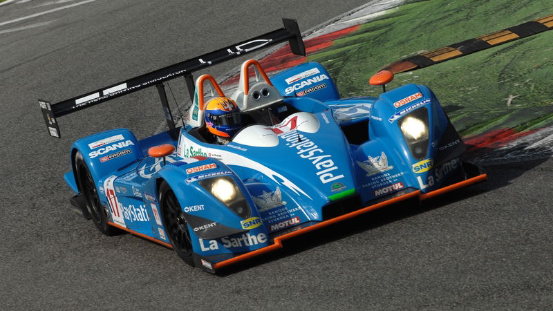Pescarolo pair storm to podium.