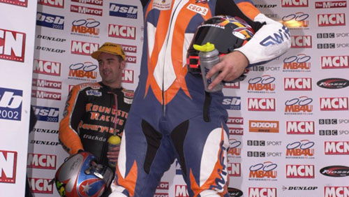 TT hero Jefferies re-signs with Suzuki.