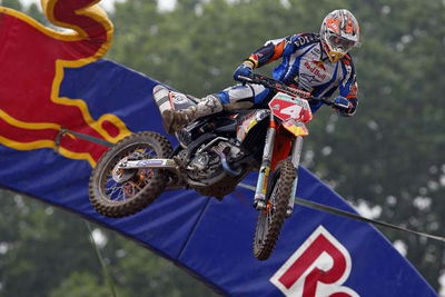 Budds Creek falls to Stewart, Villopoto.