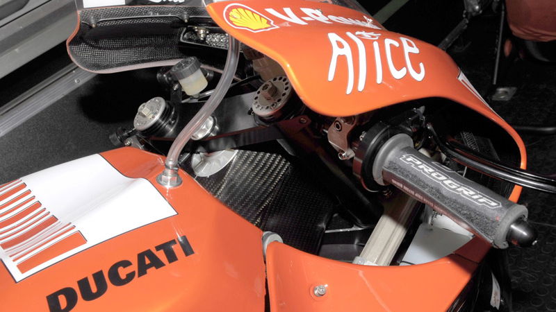 Stoner puts 2009 Ducati on top!
