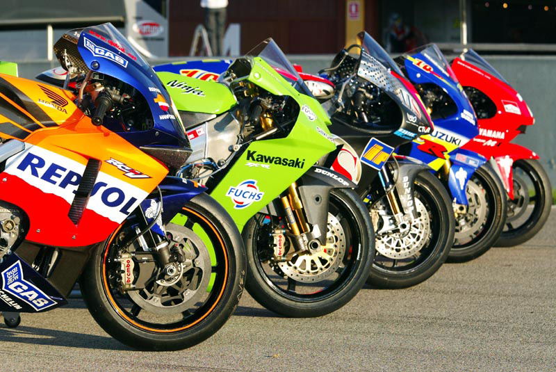 D'Antin signs Nakano, Abe demoted to test rider.