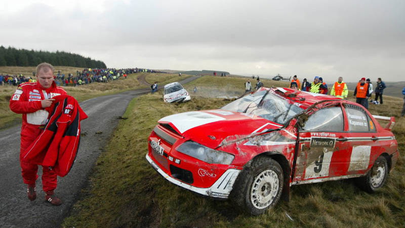 Mitsubishi's Delecour and Paasonen both out.