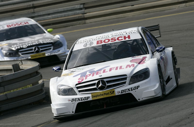 Schumacher extends DTM deal