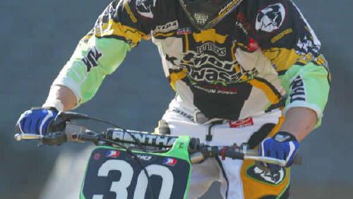 Alessi, Walker disqualified.