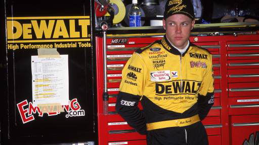 Kenseth slips by for Rockingham win.