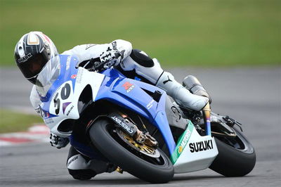 Guintoli makes debut on Crescent Suzuki.