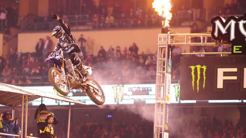 Grant wins Anaheim opener!