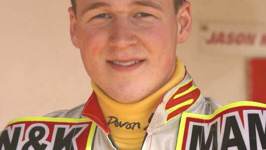 Smith signs for Sprockets.