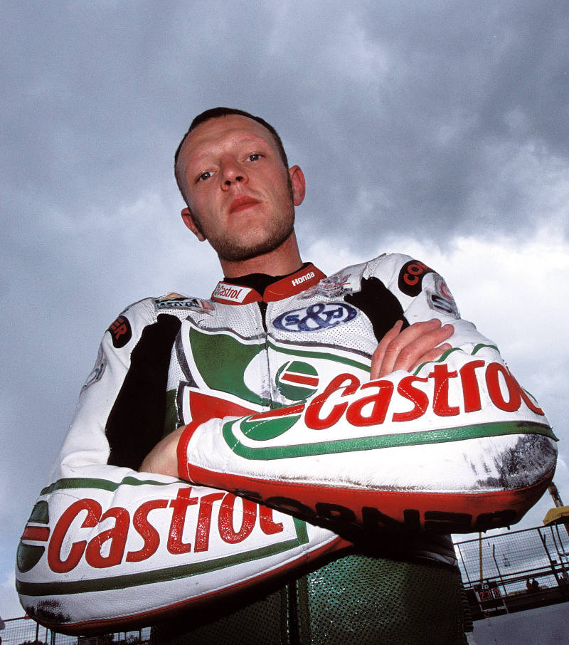 Missed gear costs Coutts Thruxton win.