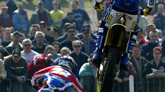 Suzuki sack Pichon - Smets to sign today?