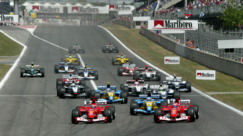 Johnson wowed by performance of F1 cars.