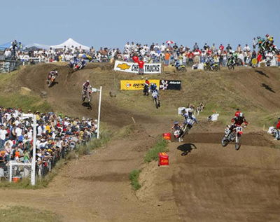 2004 AMA Motocross calendar announced.