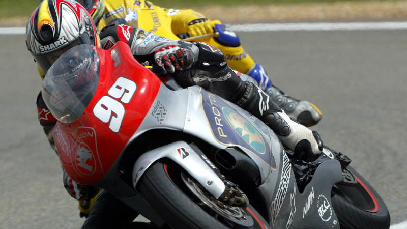 Biaggi tames McWilliams for Sachsenring pole.