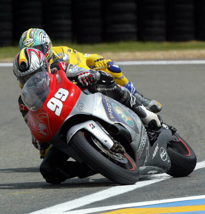 Biaggi tames McWilliams for Sachsenring pole.