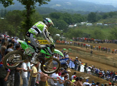 Maschio rides through wrist injury.