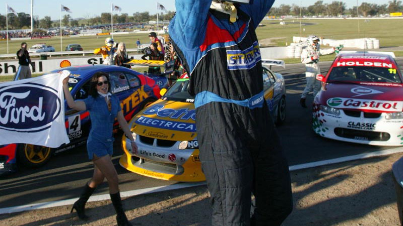 Ambrose takes championship lead at Oran Park.