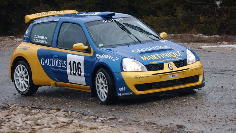 Greek A6 class one-two for Renault Clio.