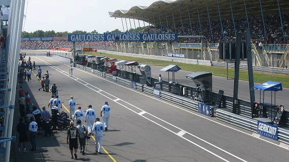 Three wide grid and 'ride through' for 2004.