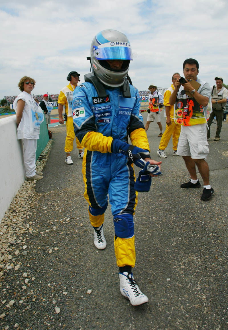 Jaguar clones drivers for 2004 racer!
