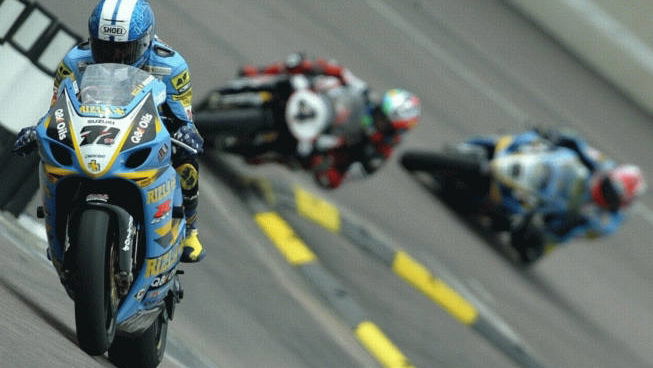 Four join 'strengthened' Rizla Suzuki.