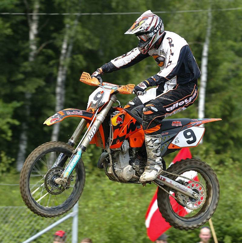 De Reuver's hopes hit by Oss accident.