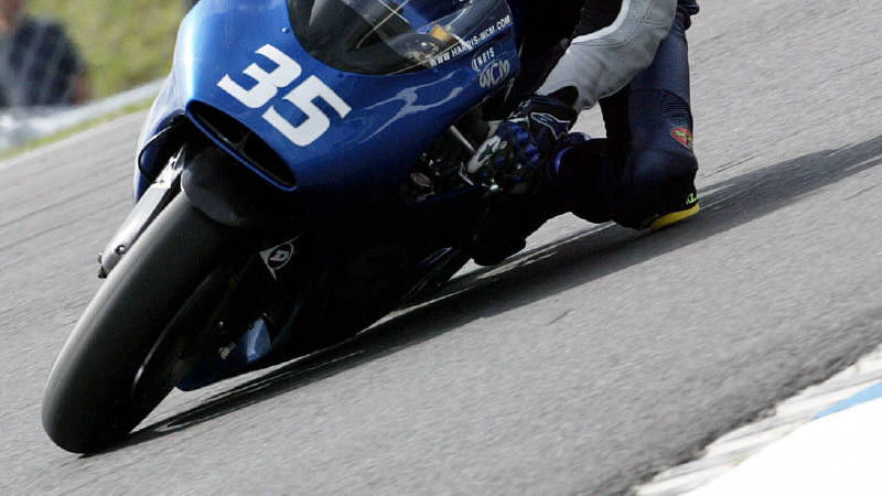 Burns sets record despite 'stupid crash'.