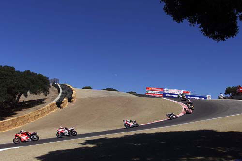 Bostrom achieves Laguna double.