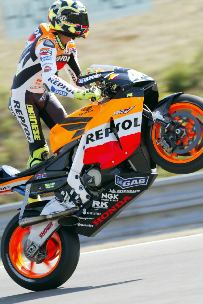 Nakano apologises after 140mph highside!