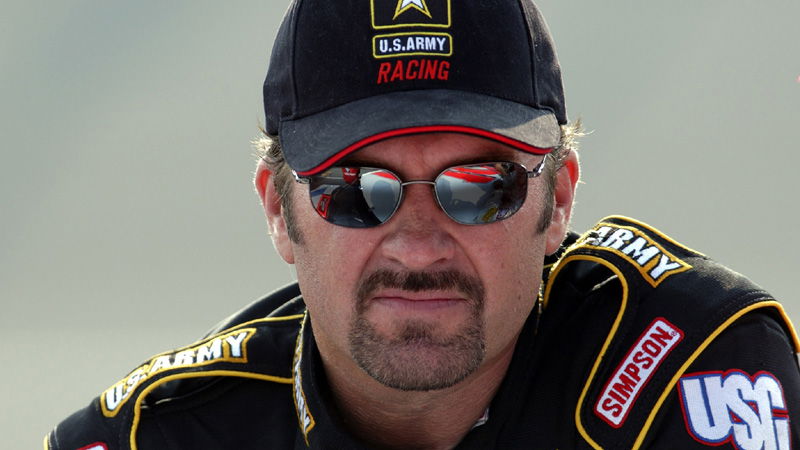Pit road errors leave Skinner 'sick.'
