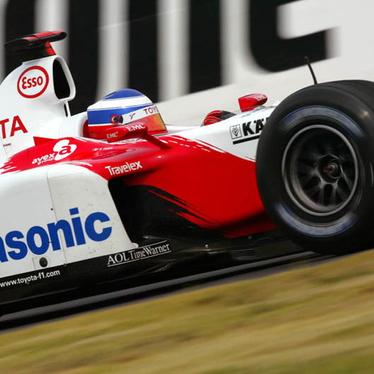 Olivier Panis takes on BBC's Top Gear team - on ice...