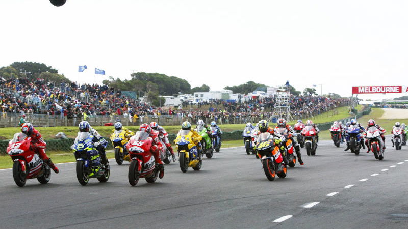 Rossi wins Island thriller - despite penalty!