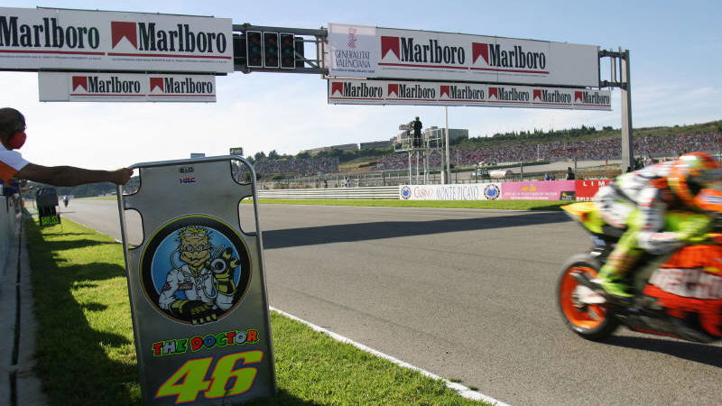 Rossi joins Yamaha - Have your say... the response