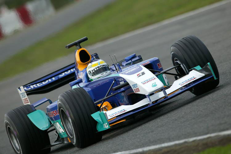 Ferrari to examine Williams' tusk nose design.