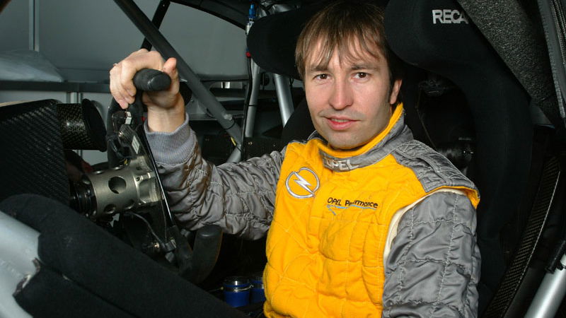 Frentzen to drive for Opel in 2004 DTM.