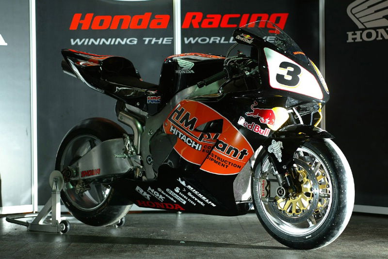McWilliams back, on a Stobart Honda.