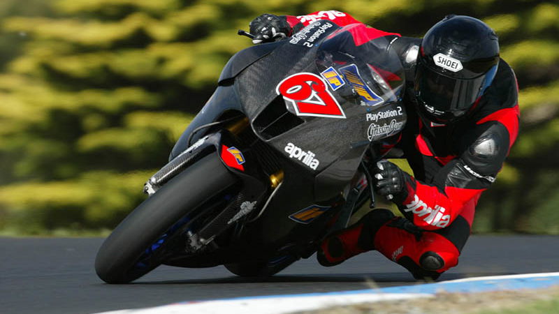 McWilliams rides with broken rib.